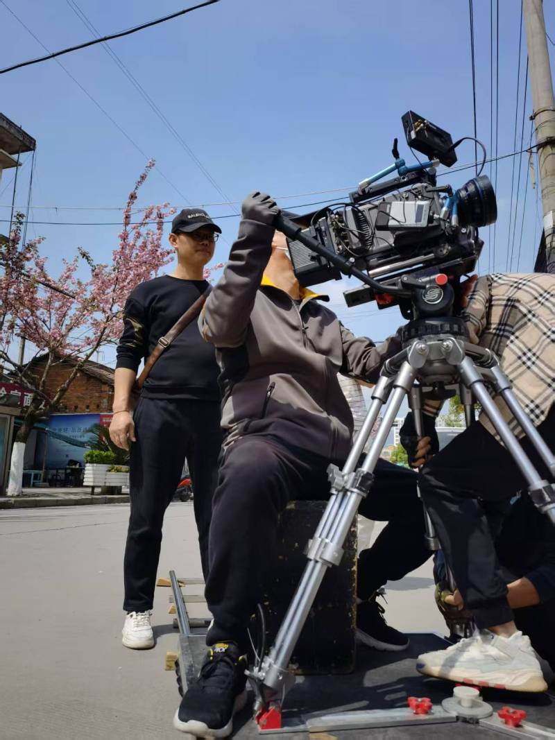 平原县广告片拍摄：快消品牌爆款之选，网感内容适配社媒传播！